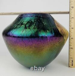 1988 Robert Eickholt Gold Foil Iridescent Cobalt Blue Art Glass Volcano Vase