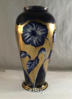 ANTIQUE THOMAS FORESTER & SON ENGLISH POTTERY VASE COBALT FLOWERS With GOLD GILT