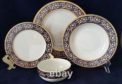 Kutahya Porcelain Cobalt Blue & Gold Gilded Dinnerware Set 16 Pcs