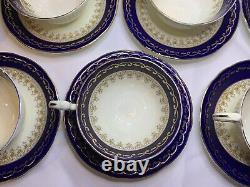 8 Tasses et soucoupes de thé Antiques Ansley Bleu Cobalt & Or Peintes à la Main B5004 Angleterre