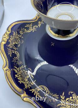 Allemagne de Weimar Tasse à thé rare - une grande assiette bleu cobalt et dorée / Ensemble de deux