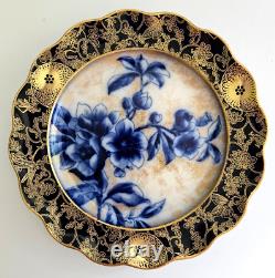 'Assiette antique Doulton Burslem en cobalt flow blue/doré, motif floral, 8,25 pouces. Quelques défauts. À LIRE'