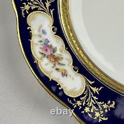 Assiette de dîner de cabinet avec médaille florale en or bleu cobalt Coalport en paire (2) - 10 pouces.
