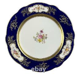 'Assiette de dîner de cabinet avec médaillon floral en or bleu cobalt Coalport par paire (2) de 10 pouces'