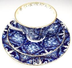 Assiette trio en bleu cobalt et or de Lomonosov, tasse à café et soucoupe de l'URSS russe