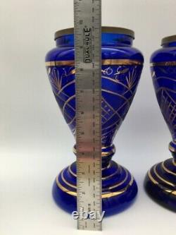 Bleu De Cobalt Et Paire D'or De Deux Pièces Vases Très Inhabituels Large Rim En Laiton
