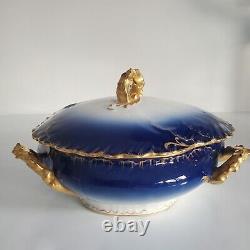 Bol à légumes couvert en porcelaine fine de Limoges bleu cobalt avec 3 poignées dorées D 8 1/4