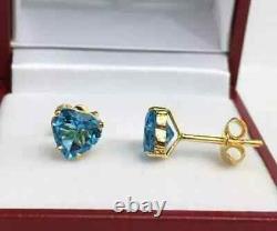 Boucles d'oreilles à clous jolies en topaze bleue créée en laboratoire de 3 carats, plaquées en or jaune 14 carats