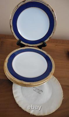 Ensemble de 12 assiettes en porcelaine Spode Y811B avec bordure bleu cobalt et dorée pour Tiffany & Co dans les années 1900.