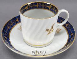 Ensemble de 4 tasses à café de vol Worcester en bleu cobalt et thistle doré, vers 1792-1807.