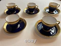 Ensemble de 5 tasses à café et soucoupes en cobalt et or de Mintons