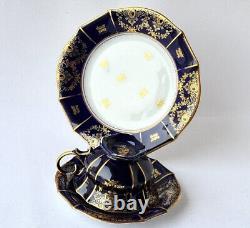 Ensemble de tasses à café en porcelaine Lindner Kueps Bavaria bleu cobalt et doré, vers 1970, 3 pièces P379.