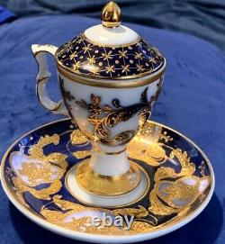 Fine Rare 19ème C. Antique Kpm Porcelaine Allemande Gilt Cobalt Blue Cup, Lid, Saucer
