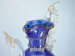 Forme de pichet sculptural en bleu cobalt, or vénitien vintage et bulles contrôlées