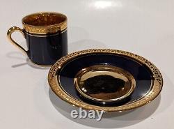 Limoges Véritable Porcelaine d'Art, Tasse à café et soucoupe Demi-tasse à bande dorée en bleu cobalt