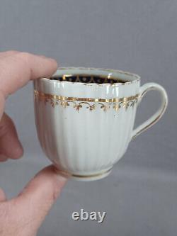 Nouveau motif de la salle 155 Cobalt Gold Scallops Fluted Coffee Can & Saucer C. 1787-1793