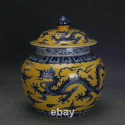 Pot en porcelaine bleue et blanche chinoise avec glaçure jaune Ming Xuande Dragon 10.8