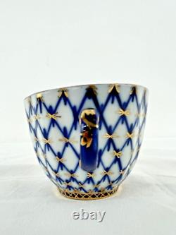 Tasse à thé, soucoupe, assiette à dessert Lomonosov russe en porcelaine bleue à tulipe dorée 22 carats