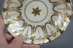 Tasse et soucoupe en porcelaine Spode Cobalt & Gold Star & Laurel Leaf Garlands, vers 1810-15, TELS QU'ILS SONT.