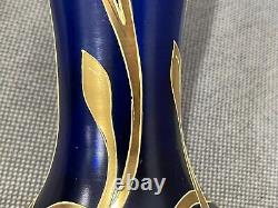 Vase Vintage En Verre Bleu Cobalt Bohemian Avec Des Fleurs D'or Décoration