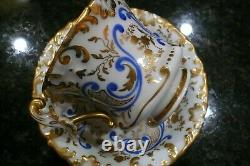 Vieille Main De Porcelaine De Paris Peinte Gothique Cobalt Blue & Gold Tea Cup